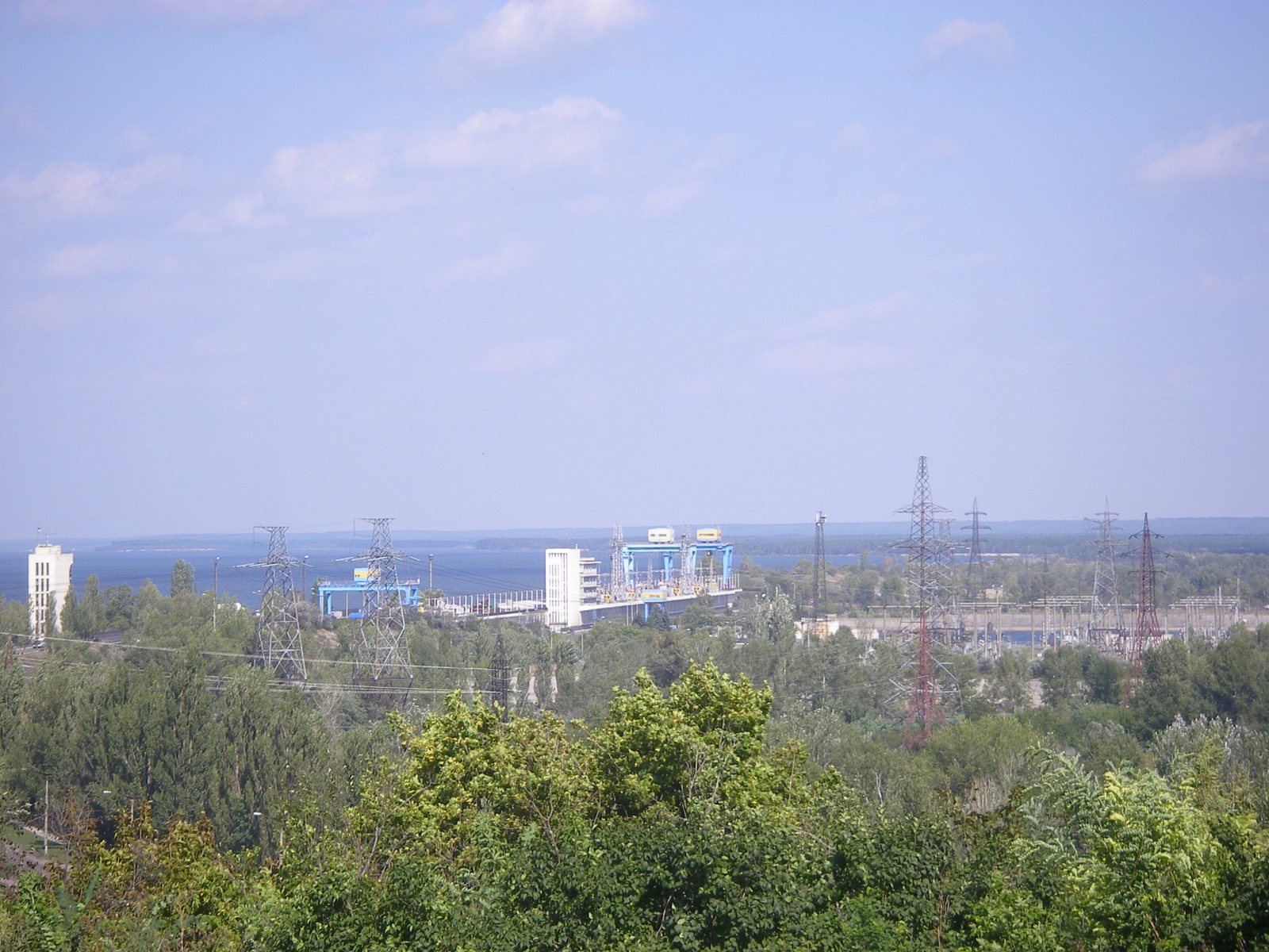Panorama of Kaniv HPP from the right bank.